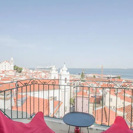 Alfama View *